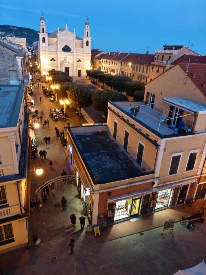 Cipriani 5 Rivieraholiday Pietra Ligure Εξωτερικό φωτογραφία