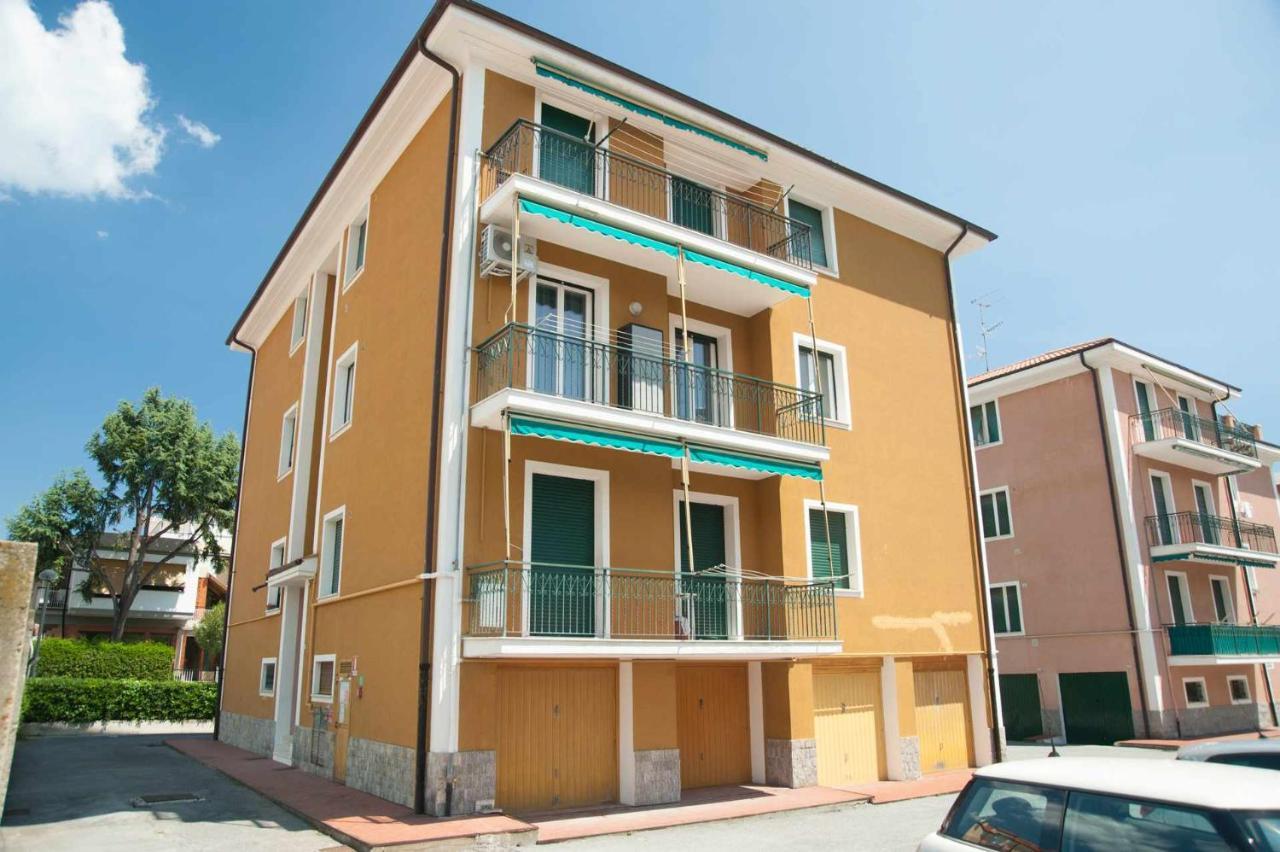 Cipriani 5 Rivieraholiday Pietra Ligure Εξωτερικό φωτογραφία