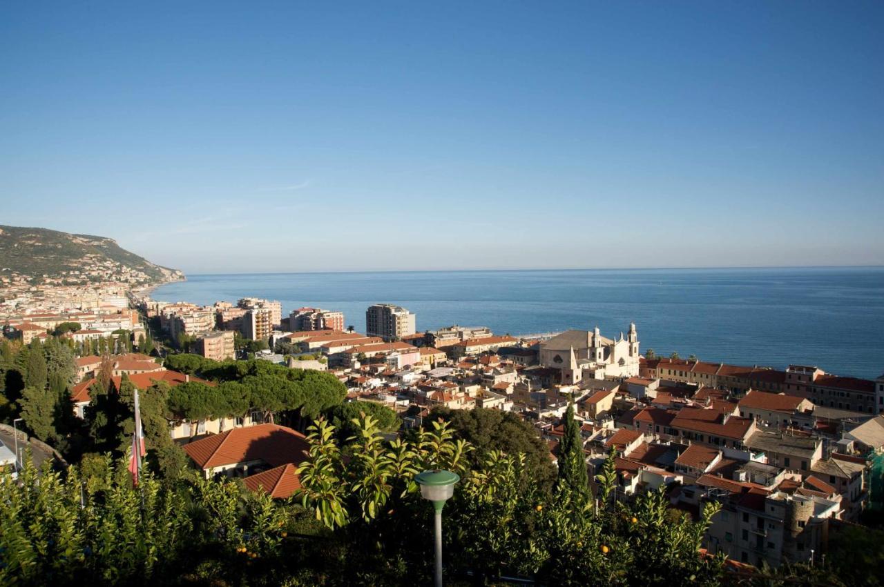 Cipriani 5 Rivieraholiday Pietra Ligure Εξωτερικό φωτογραφία