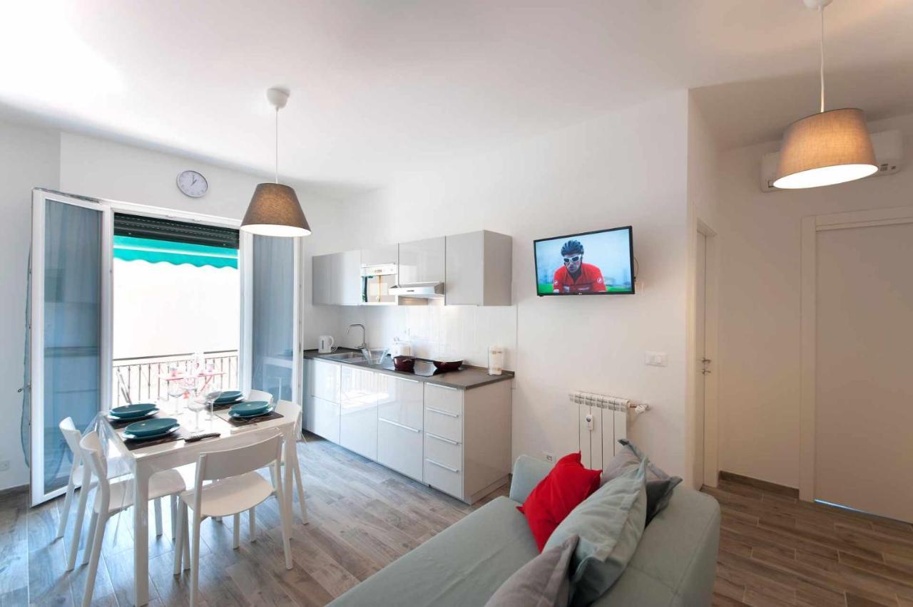 Cipriani 5 Rivieraholiday Pietra Ligure Εξωτερικό φωτογραφία